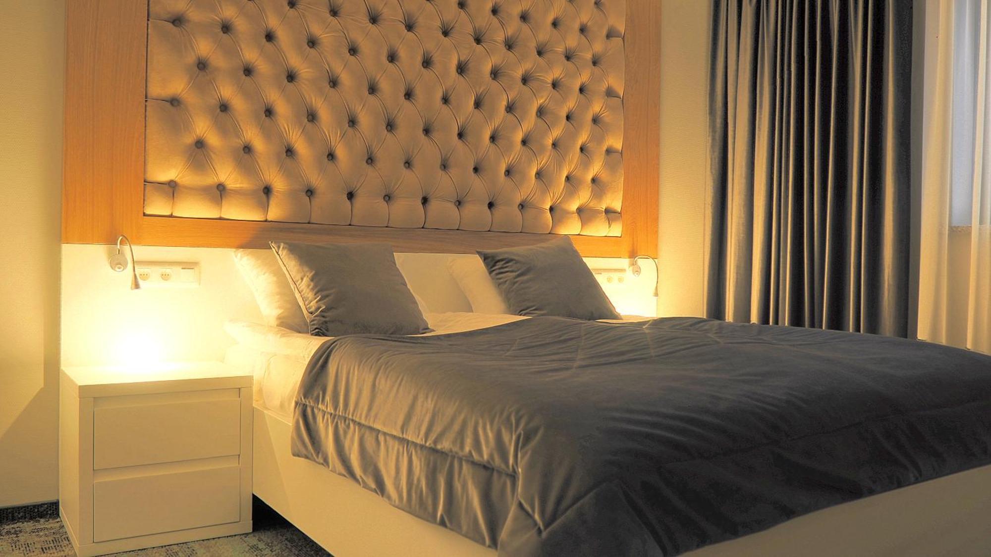 Hotel Sjesta Nowa Sol Bagian luar foto